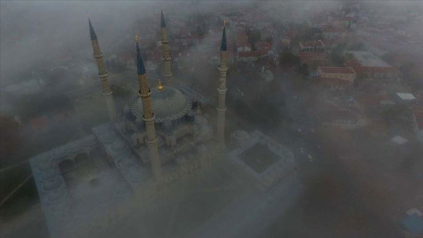 Edirne'de sis etkili oldu 