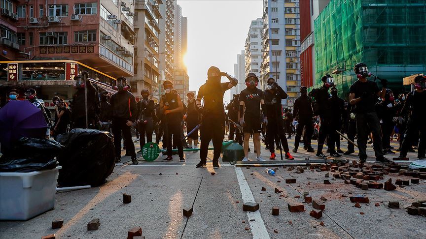Çin, ABD ve İngiltere'yi Hong Kong konusunda 'iki yüzlülük'le suçladı