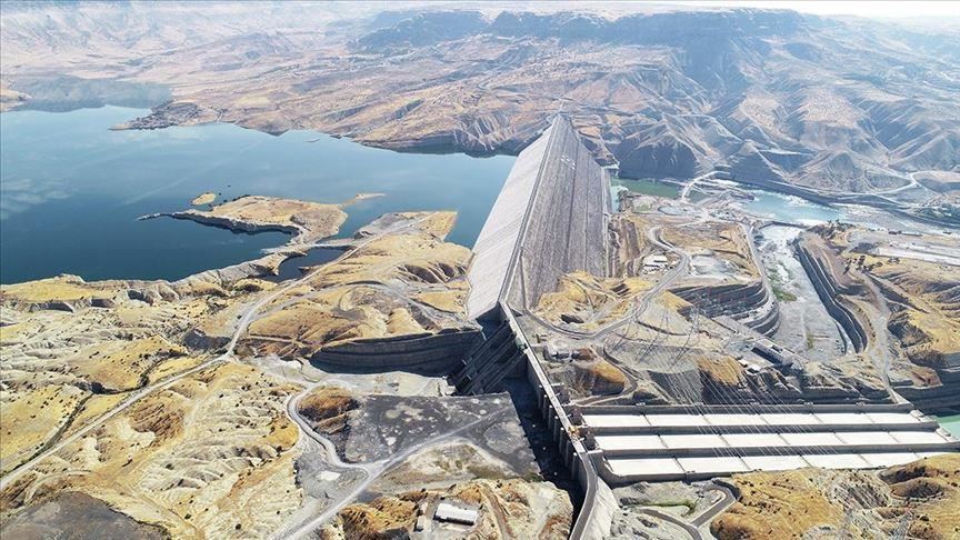 Крупную ГЭС на юго-востоке Турции введут в строй в 2020 году 