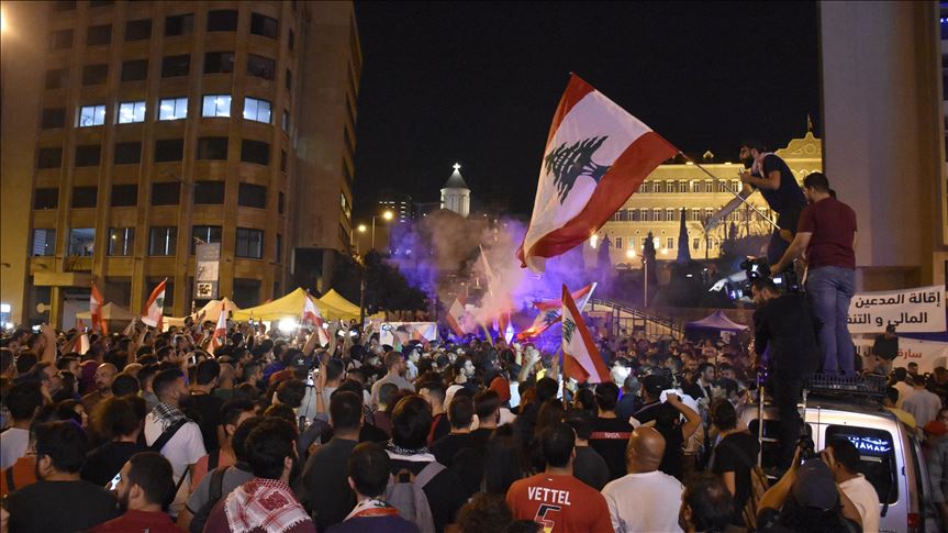 Mass protests continue in Lebanon despite gov't reforms