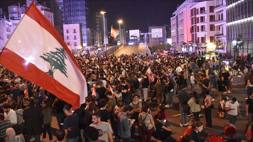 توافق على "الصفدي" لترؤس حكومة تكنو-سياسية في لبنان