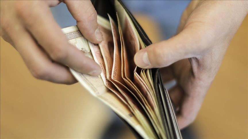 Prosječna neto plata u BiH 916 KM, najviša u sektoru finansija