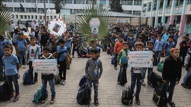 Le ministère palestinien de l'Education organise un sit-in contre les violations israéliennes