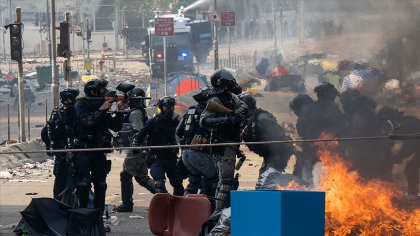 EU calls for restraint in Hong Kong