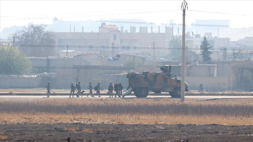 MSB: Mehmetçiğimiz Tel Abyad'da yol kontrollerine devam ediyor