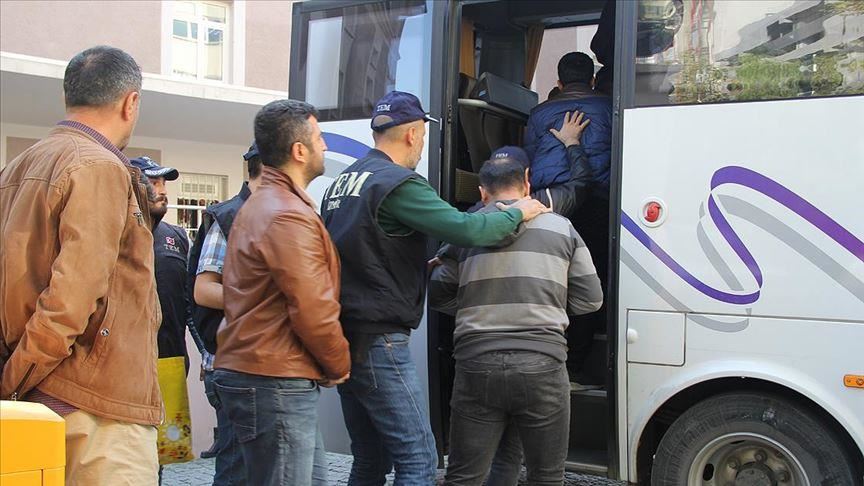 Turkish forces arrest 17 FETO suspects