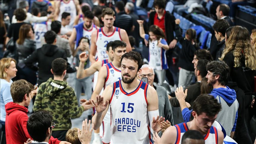 Basketball: Anadolu Efes beat ASVEL to top EuroLeague