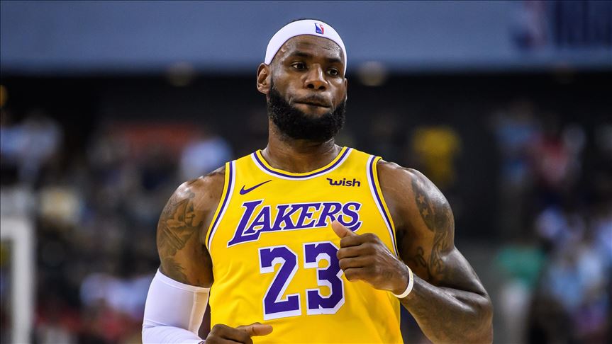 LeBron James'in rekor kırdığı maçta Lakers, Thunder'ı yendi