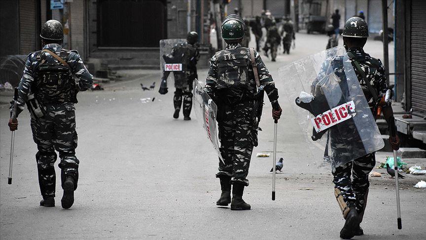 Cammu Keşmir'de ağustostan bu yana 5 binin üzerinde kişiye gözaltı