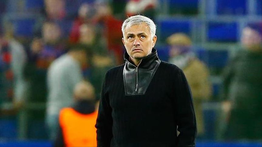 Football: Tottenham hire Jose Mourinho as new manager