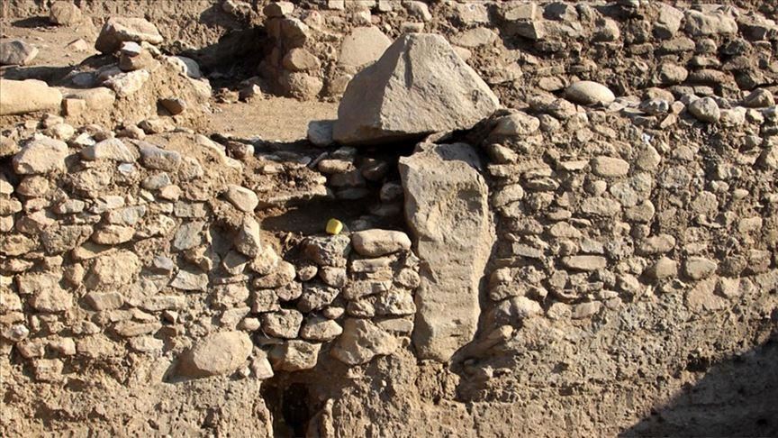 Turkey: 8,000-year old monument unearthed