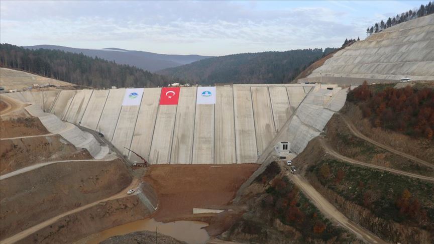 Sakarya'da, Akçay Barajı'nda su tutulmaya başlandı