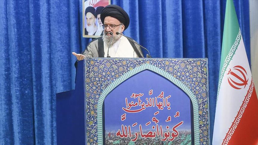 Имам-джума Тегерана поддержал запрет иранских властей на интернет