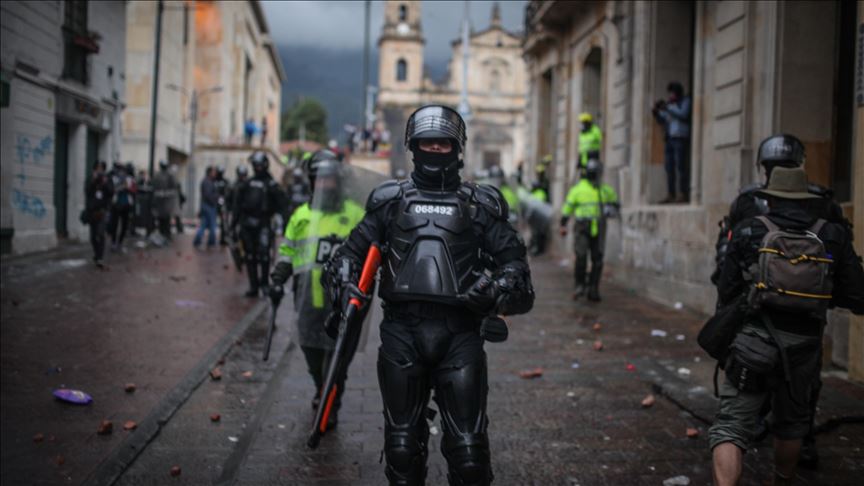 Colombie : la grève générale à Bogota tourne aux actes de violence 