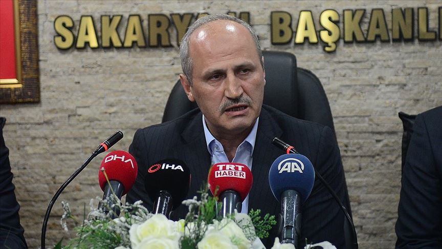 Bakan Turhan: Kuzey Marmara Otoyolu'nu Akyazı Kavşağı'na bağlayacağız