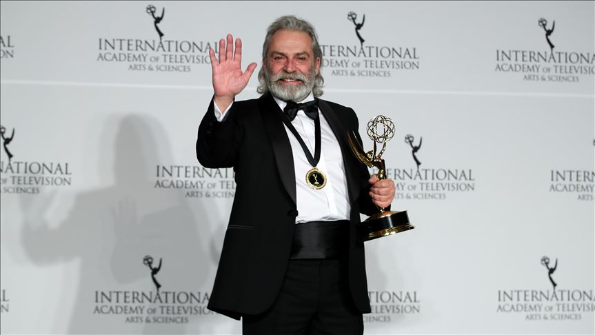 L'acteur turc Haluk Bilginer sacré "meilleur acteur masculin" aux Emmy Awards