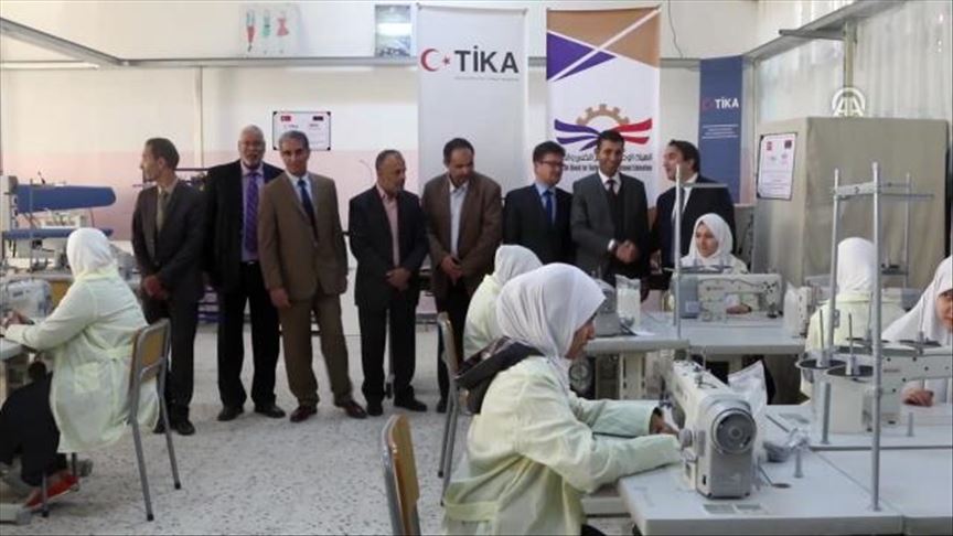ليبيا.. "تيكا" التركية تفتتح معمل خياطة بمعهد النهضة