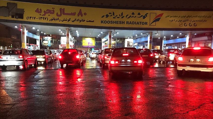 İran Petrol Bakanı Zengene: Günlük benzin tüketimi yaklaşık 20 milyon litre azaldı