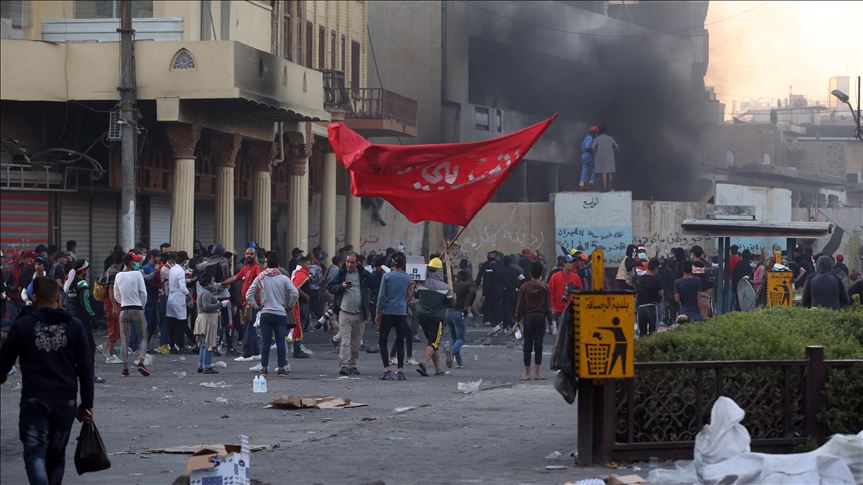 В протестах на юге Ирака погибли 14 человек 