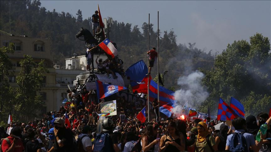 Disapproval rate for Chile’s president rises to 84%