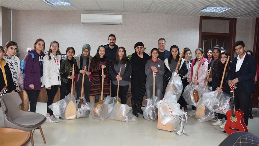 Izmir Ile Sirnak I Gonulden Bagladilar