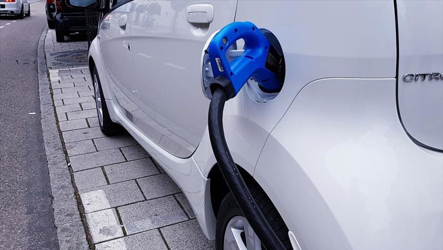 esarj istasyon sayisi 45 ilde 450 ye ulasacak