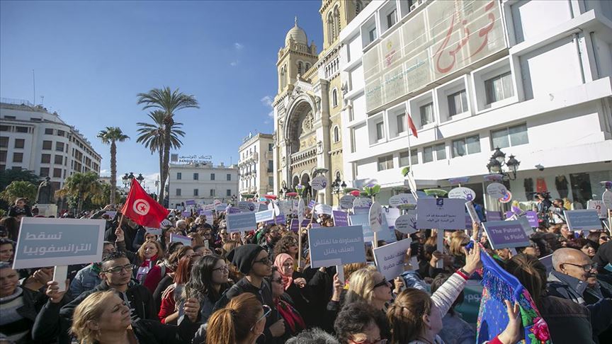 تونس.. المئات في مسيرة لمناهضة للعنف ضد المرأة