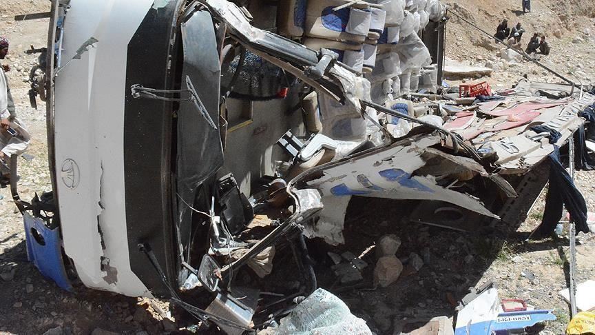 واژگونی اتوبوس در تونس 22 قربانی گرفت