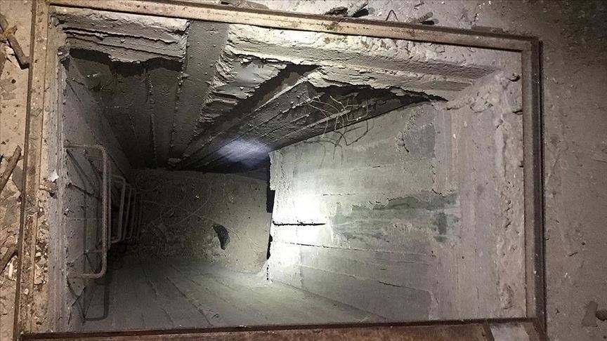 Турецкие военные закрыли входы в туннели террористов в Сирии