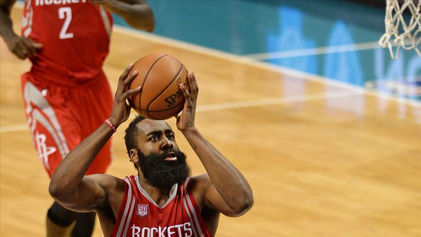 NBA'de Rockets Harden'ın 3 çeyrekte 60 sayı attığı maçta Hawks'ı yendi