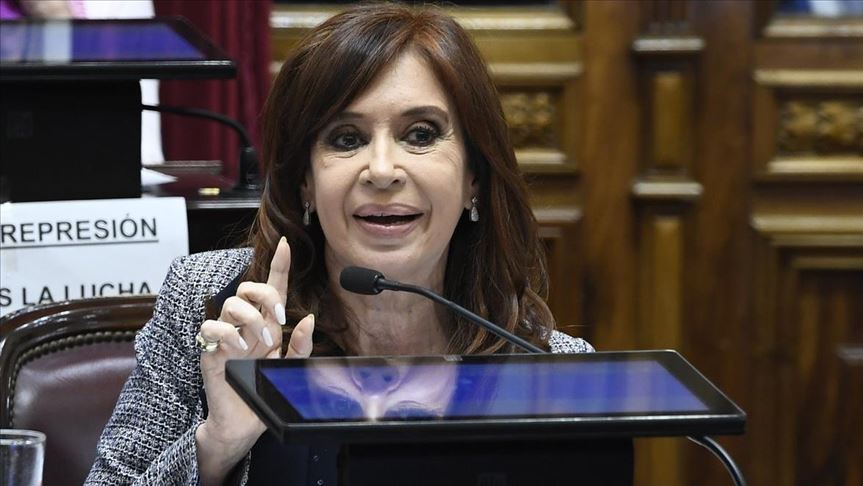 Cristina Fernández declaró por caso de corrupción y afirmó que la historia la absolverá