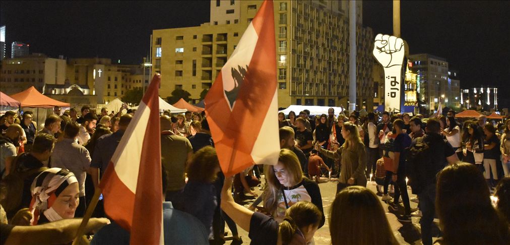 Lübnan'ın bir çok kentinde ekonomik durum protesto edildi