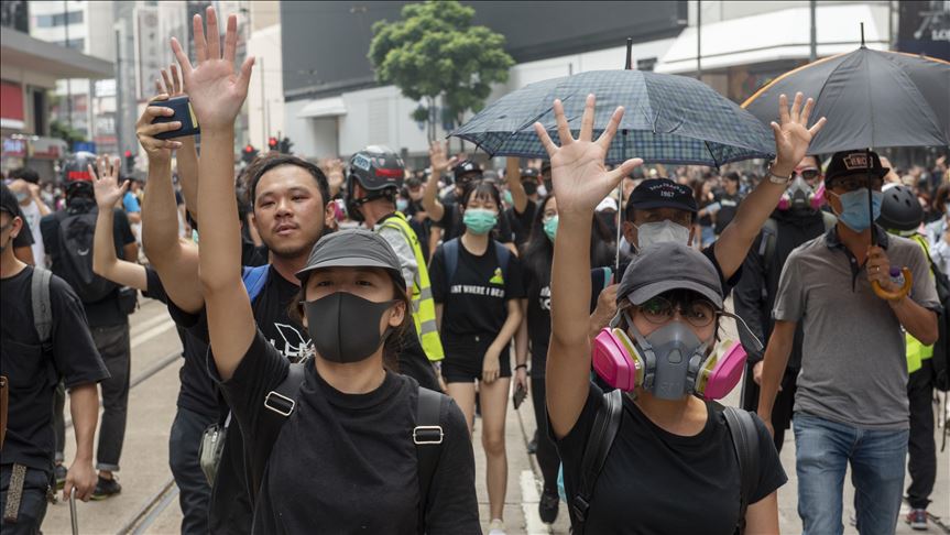 Hong Kong: Democrats want change in definition of riot