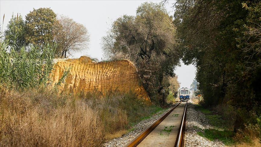 Osmanli Nin Ilk Raylarinda Yolculuk Keyfi Ilgi Goruyor