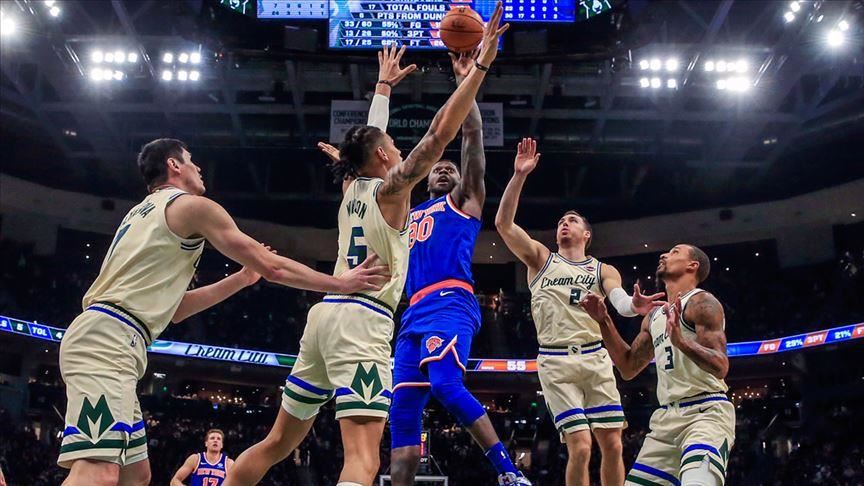 NBA: Bucks hit Knicks 132-88 to get 12th straight win