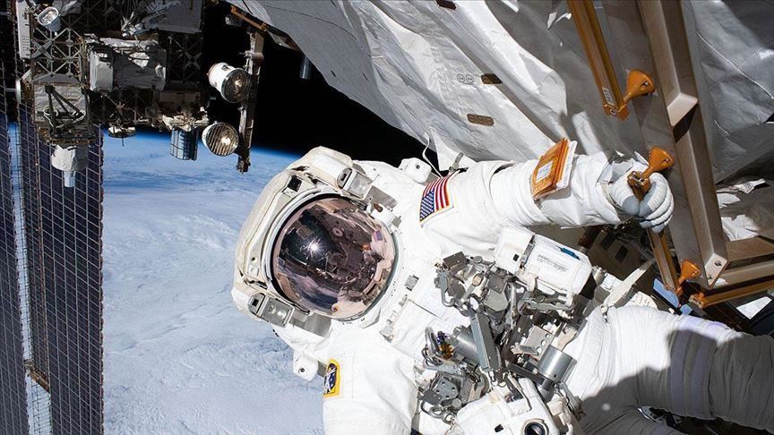 Astronotên li Îstasyona Fezayê ya Navneteweyî derketin meşa fezayê