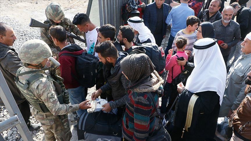 Из Турции в Сирию вернулись до 370 тыс. беженцев