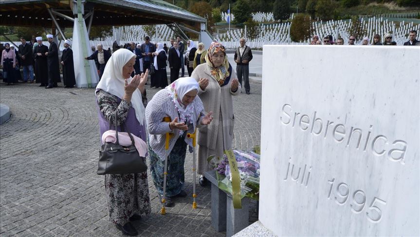 Udruženje-Pokret Majke enklave Srebrenice i Žepe: Postaviti "stub srama" u Potočarima