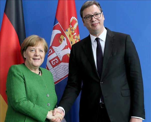 Predsednik Srbije razgovarao sa nemačkom kancelarkom: Mekrel pozvala Vučića u januaru u Berlin 