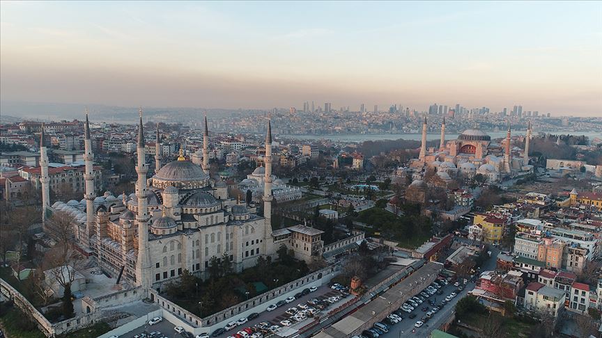 İstanbul'un turist sayısı son 5 yılın zirvesine ulaştı