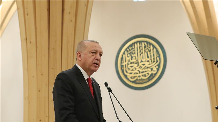 اردوغان در مراسم افتتاح مسجد کمبریج قرآن تلاوت کرد