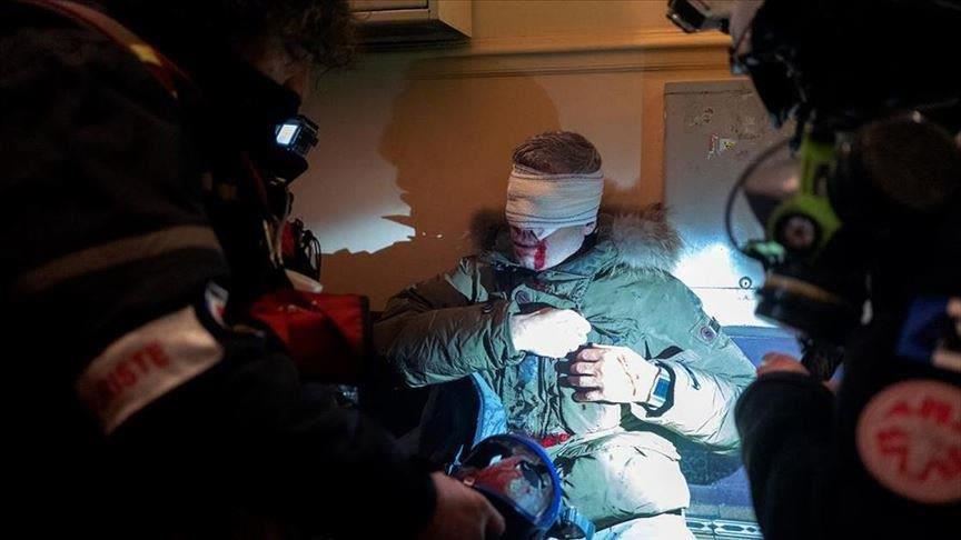 France / Grève générale : le photographe de l'Agence Anadolu blessé à l'oeil a été opéré 