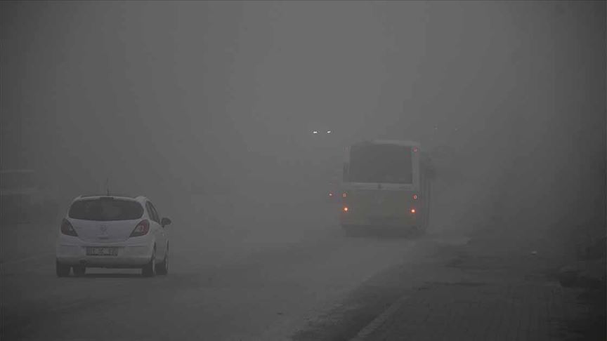 Na putevima u BiH smanjena vidljivost zbog magle