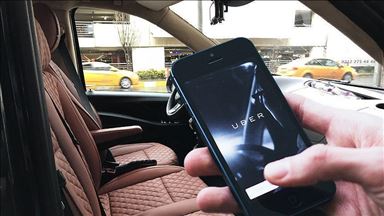 САД: При патувањата со „Убер“ за 2 години доживеани 5.981 сексуален напад