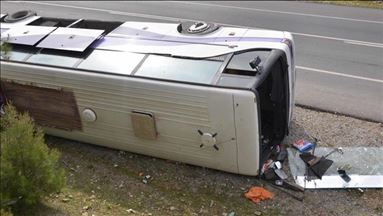 Përmbyset një autobus nga Maqedonia e Veriut në Serbi, 26 të lënduar