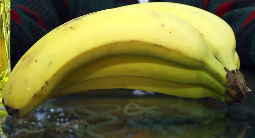 Performer pojeo instalaciju vrijednu 120.000 dolara, zalijepljena nova banana