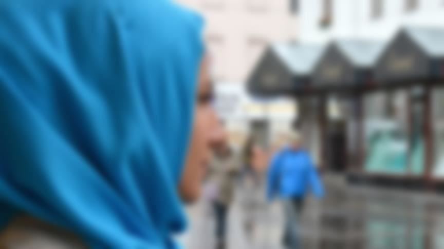 Girl wearing headscarf attacked in eastern Germany