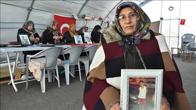 'Çocuklarımızı devlete teslim edin'