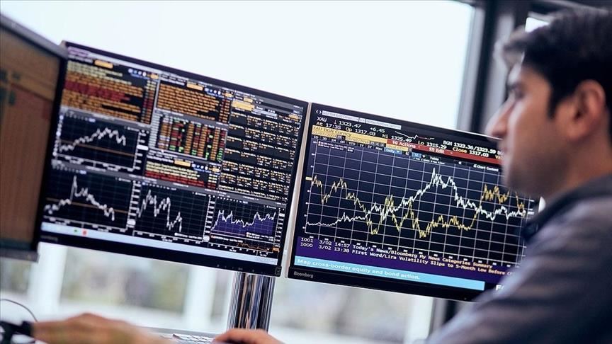 Survey forecasts interest rates drop in Turkey
