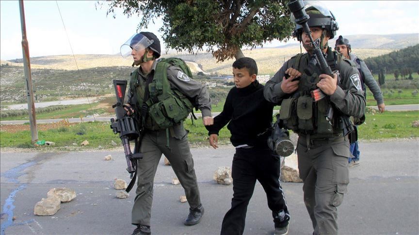 إسرائيل تعتقل 9 فلسطينيين في الضفة الغربية 